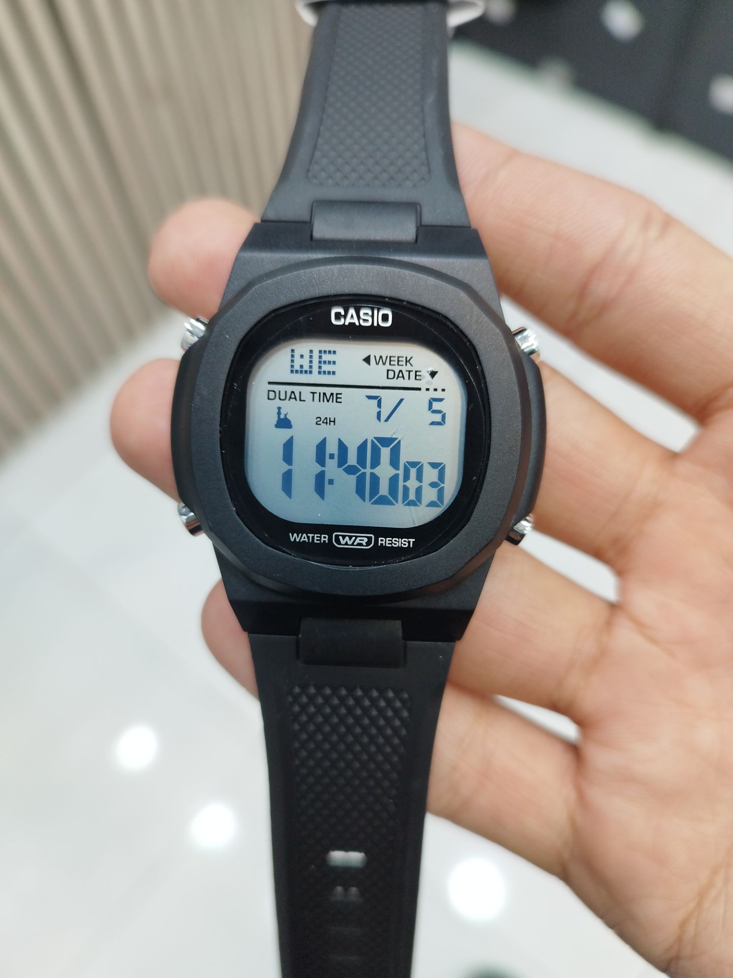 کد 2387 مردانه کامپیوتری برند کاسیو CASIO  باکیفیت  کامپیوتری بند پیو  طراحی خاص و زیبا قفل سگگی  دارای تاریخ