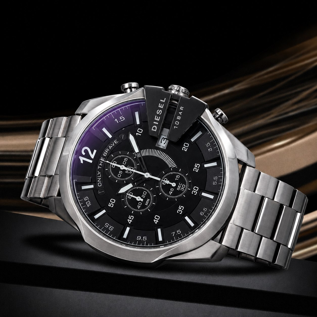 DIESEL   《Man collection 》                       ⌚️ دیزل شاخدار مناسب آقایان  طراحی اسپرت و خاص  کرنوگراف  قفل کلیپسی بند استیل شیشه انتی رفلکس سه موتور فعال دارای روز شمار