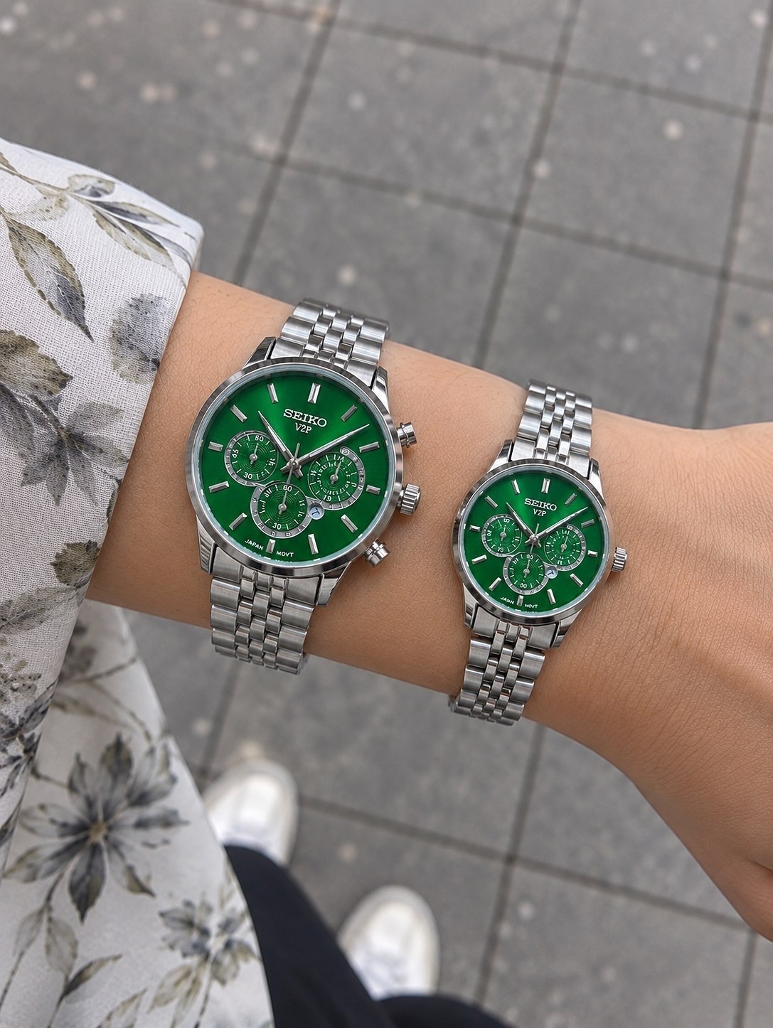 ☑️seiko    new collection        ♤ست زنونه و مردونه سیکو vip  دارای روزشمار  طرح کرنو گراف  قفل کلیپسی  موتورکوارتز  بنداستیل