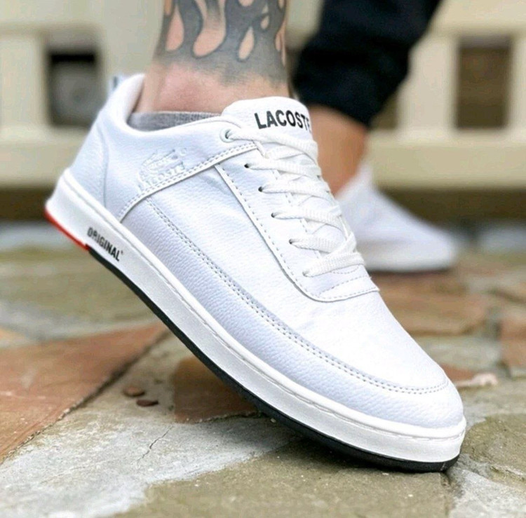 کفش اسپرت مردانه مدل لاگوست 👟🔥 ✅جنس رویه چرم صنعتی با کیفیت ✅زیره از پی یو ✅دوردوخت شده ✅نرم و منطعف ✅️سایزبندی 41 تا 44