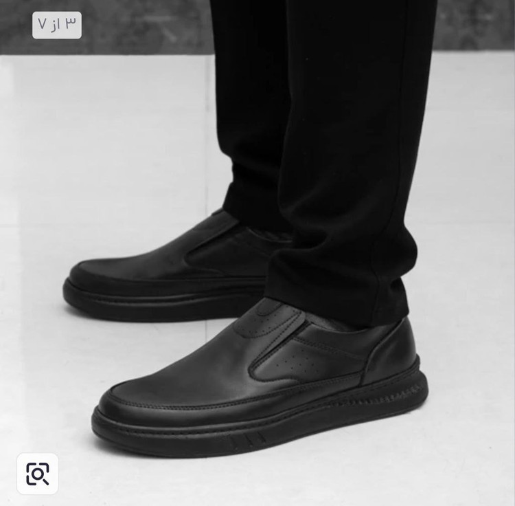 نام : کفش مردانه مدل loka🔥👟 ✅جنس رویه چرم صنعتی لکسوس ✅زیره از جنس پلیمر دور دوخت شده ✅️سایزبندی 40 تا 44