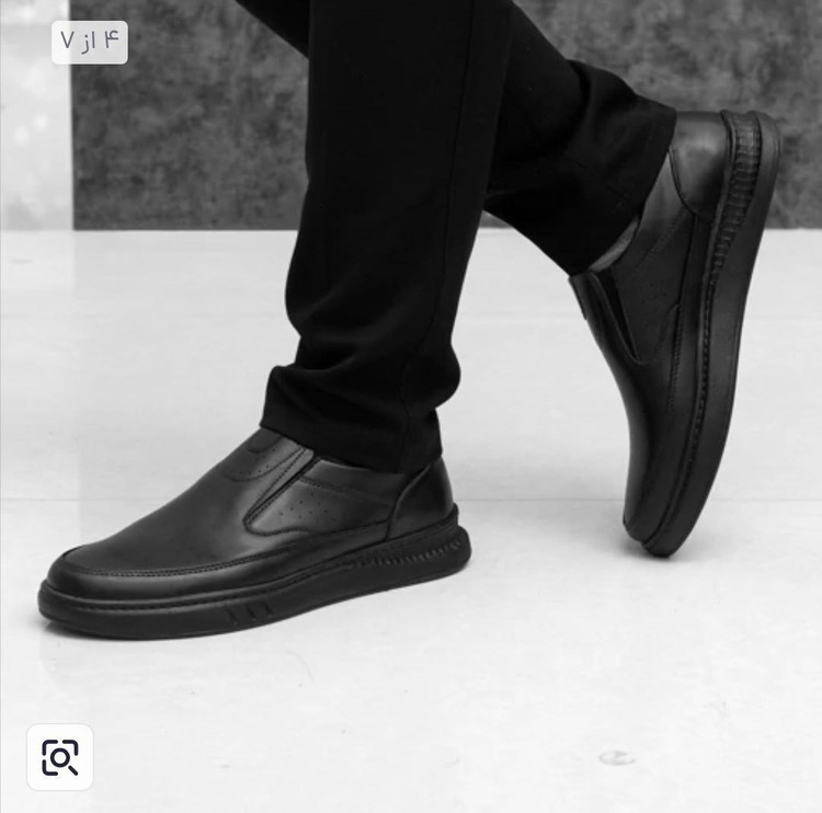 نام : کفش مردانه مدل loka🔥👟 ✅جنس رویه چرم صنعتی لکسوس ✅زیره از جنس پلیمر دور دوخت شده ✅️سایزبندی 40 تا 44